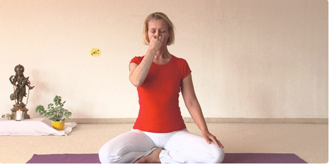 Halfmoon - Face Your Fears With Pranayama Breath