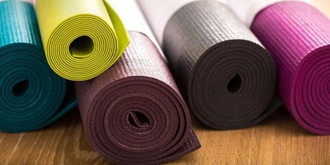 Halfmoon - How to Choose Your Perfect Yoga Mat